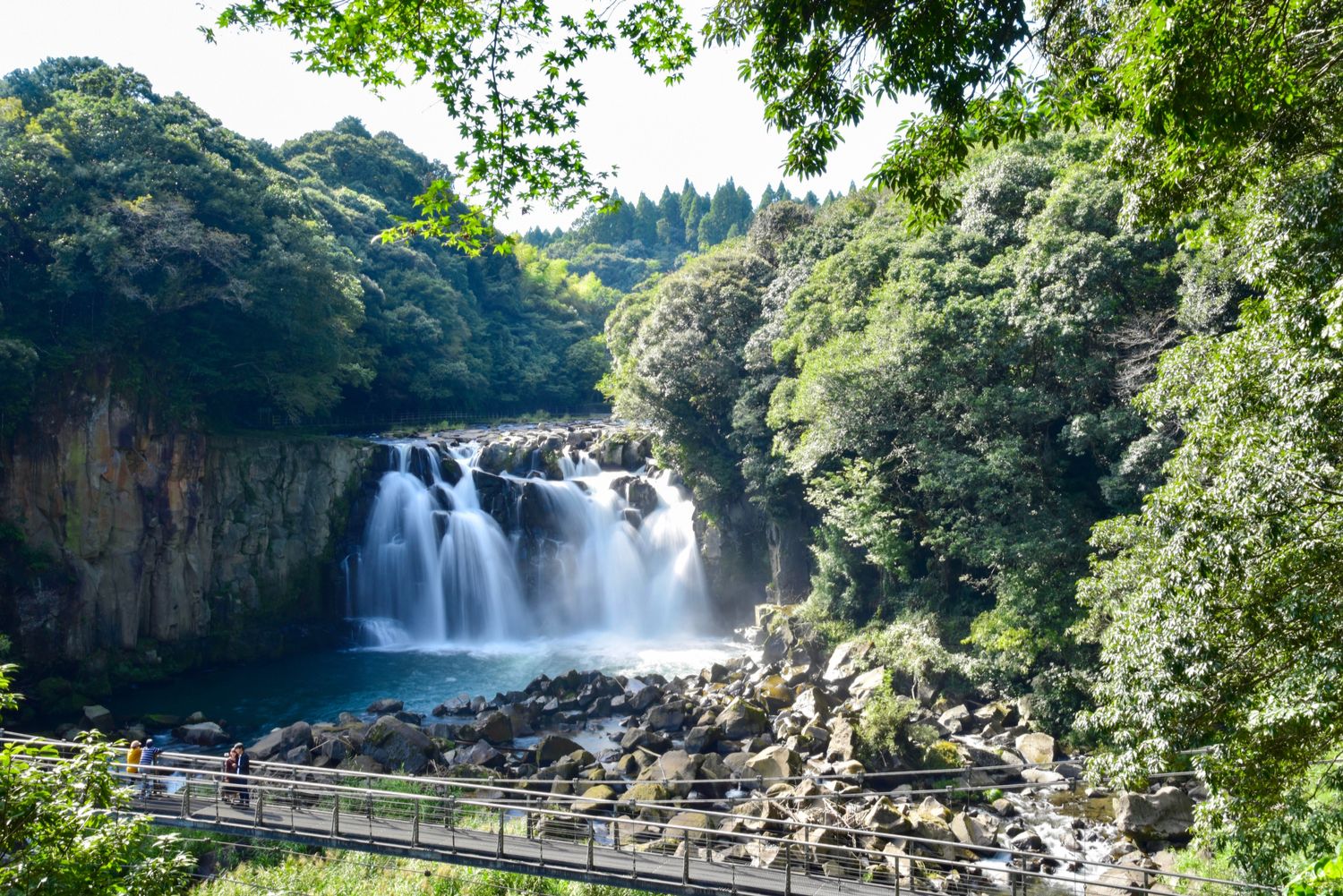 【全覽九州泡湯趣】～神話之里高千穗峽、櫻島絕景、指宿砂浴、漫遊湯布院小鎮、溫泉饗宴五日遊【早去晚回、鹿進福出不走回頭路】《升等四晚溫泉，★保證入住：日本百選名湯杖立觀光溫泉》《特別贈送：世界金賞★由布院必吃Milch「半熟起司蛋糕」》[含稅簽]