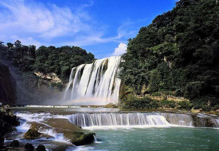 最美貴州8日～織金洞、黃果樹大瀑布 西江千戶苗寨 馬嶺河峽谷 無購物無自費